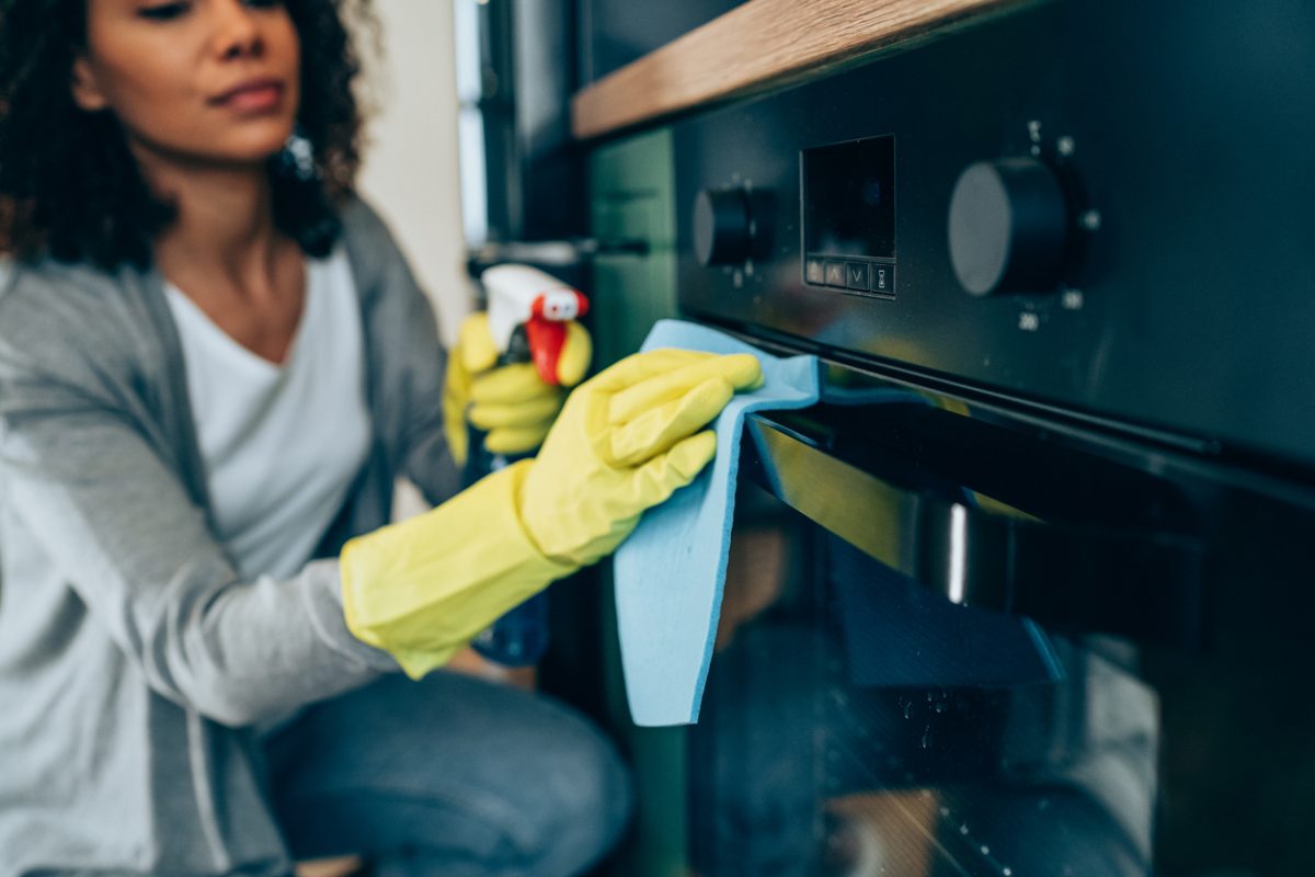 Cleaning Your Appliances, Inside and Out